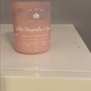 Smell good candle